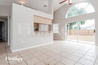 126 Timberpark Dr in Davenport, FL - Building Photo - Building Photo