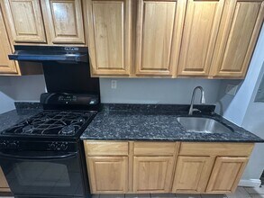 529 Brinton St in Philadelphia, PA - Building Photo - Building Photo