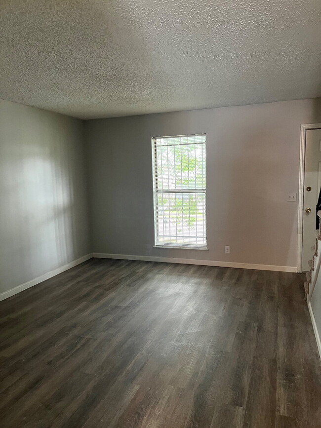 3016 Delaware Ave in Nashville, TN - Building Photo - Building Photo