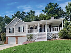 3342 Mooring Dr in Powder Springs, GA - Building Photo