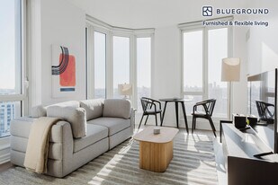 275 S 5th St in Brooklyn, NY - Building Photo