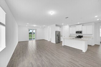 3587 Angler Dr in Fort Pierce, FL - Building Photo - Building Photo