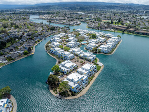 The Islands Condominiums in Foster City, CA - Building Photo - Building Photo