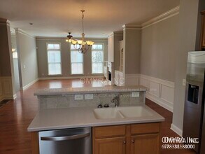 2098 Silas Way NW in Atlanta, GA - Foto de edificio - Building Photo