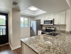 4307 Holly Tree Rd in Wilmington, NC - Building Photo - Building Photo