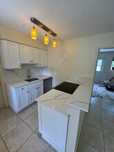 2585 NE 11th Ct in Pompano Beach, FL - Building Photo - Building Photo