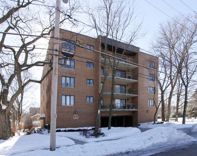 1591 Thacker St in Des Plaines, IL - Foto de edificio - Building Photo