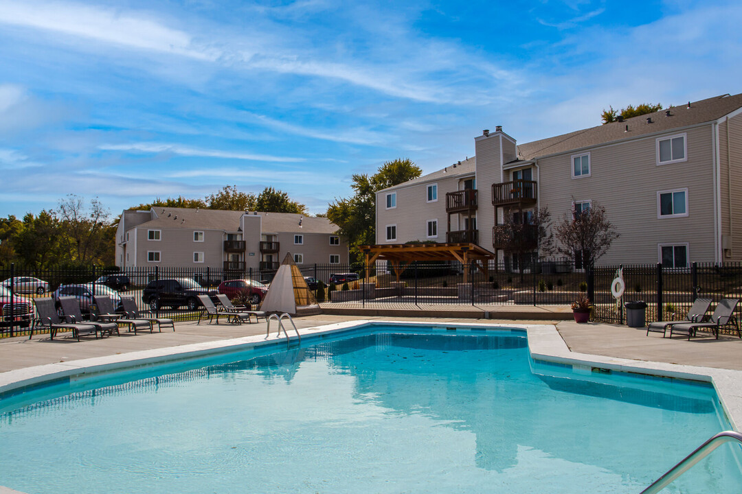 The Residences of Auburn Hills in Topeka, KS - Foto de edificio