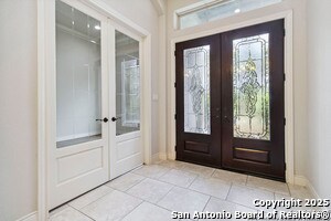 944 Wilderness Oaks in New Braunfels, TX - Foto de edificio - Building Photo