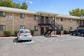 University Lofts in Murfreesboro, TN - Building Photo - Building Photo