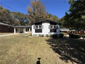 3489 Creighton Rd SW in Atlanta, GA - Building Photo