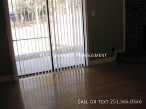 5710 Green Hill Ct in Mobile, AL - Building Photo - Building Photo