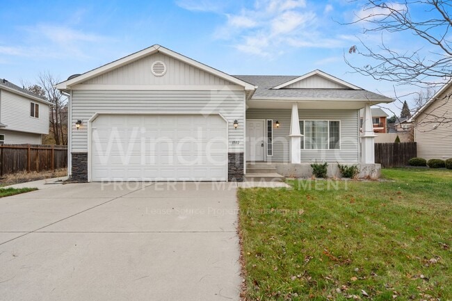 property at 1102 Golden Hills Dr