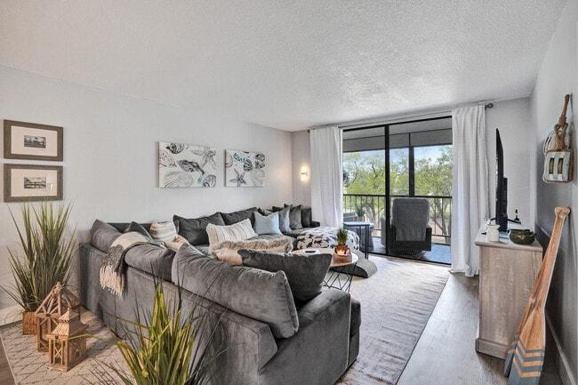 property at 2400 Deer Creek Country Club Blvd