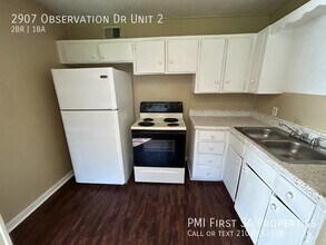 2907 Observation Dr-Unit -2 in San Antonio, TX - Foto de edificio - Building Photo