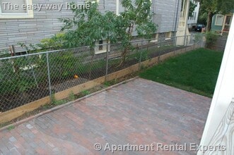 12 Pinkham Rd, Unit 1 in Medford, MA - Building Photo - Building Photo