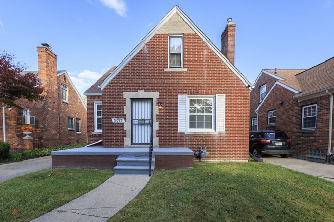 property at 10929 Worden St