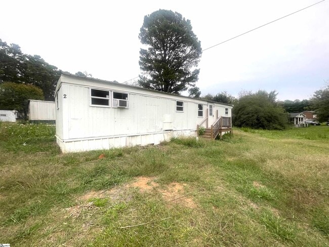 1416 Peach Orchard Rd in Union, SC - Building Photo - Building Photo
