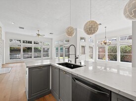 1523 Orchard Park Dr in Houston, TX - Building Photo