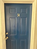 100 Kazmira Ct in Niceville, FL - Building Photo