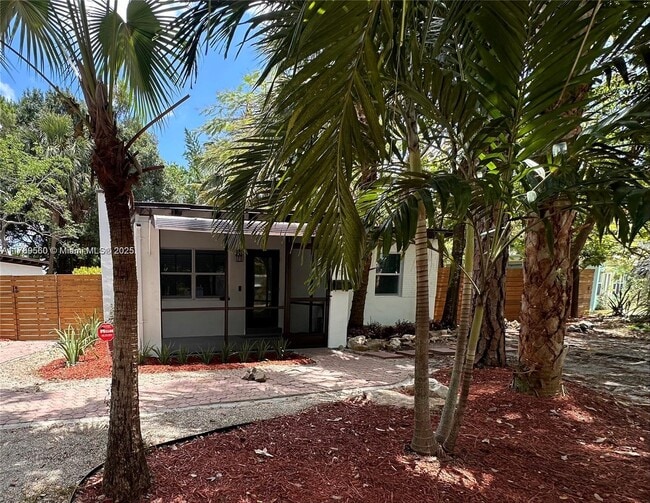 property at 1733 SW 13th St