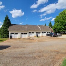 1111 Surrey Ln in Greensboro, GA - Building Photo - Building Photo