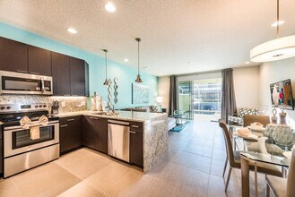 1425 Retreat Cir in Clermont, FL - Building Photo - Building Photo