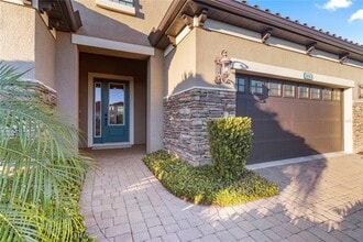 26683 Raphis Royale Blvd in Englewood, FL - Building Photo - Building Photo