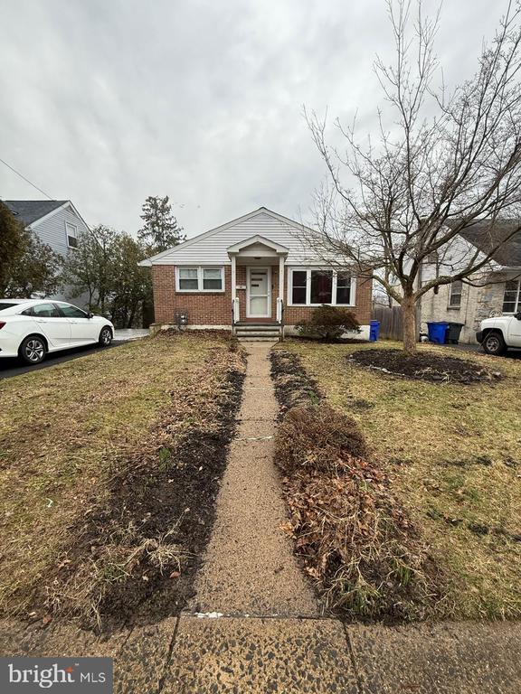 property at 346 W King St