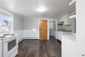 199 Migeon Ave in Torrington, CT - Foto de edificio - Building Photo