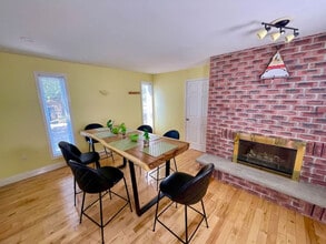 306 Front St W in Kawartha Lakes, ON - Building Photo - Building Photo