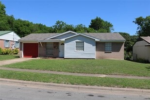 547 Trail Ridge Dr in Duncanville, TX - Building Photo