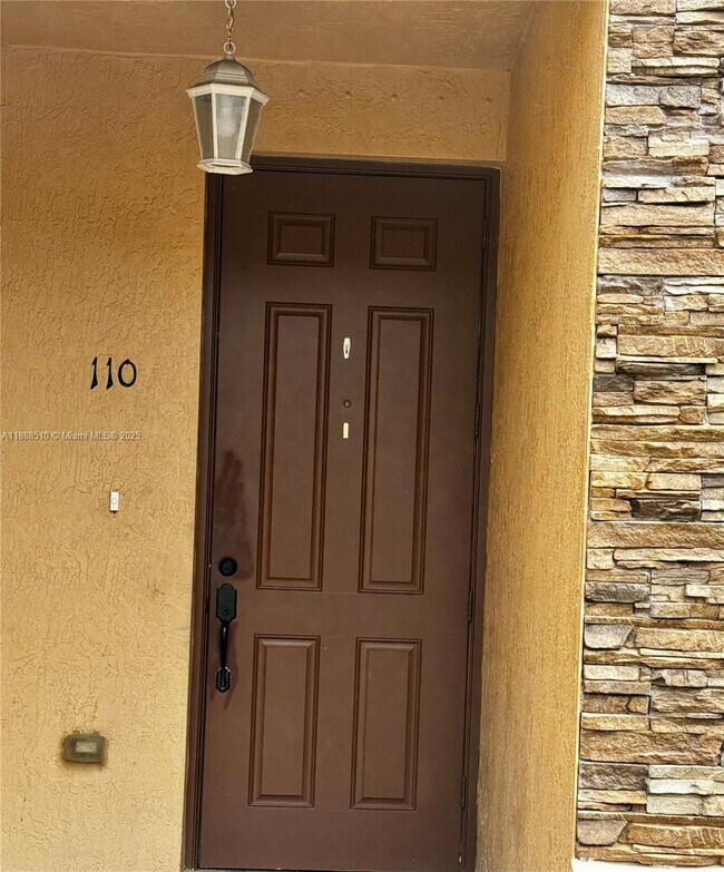 1480 NE 33rd Ave in Homestead, FL - Building Photo - Building Photo