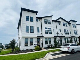 15501 Hamlin Pk Dr in Winter Garden, FL - Building Photo