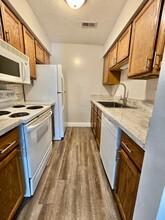 6935 Kings Crossing Way in Knoxville, TN - Foto de edificio - Building Photo