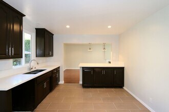 12024 Alberta Dr in Culver City, CA - Building Photo - Building Photo