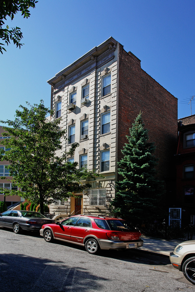 366 12th St in Brooklyn, NY - Building Photo - Building Photo