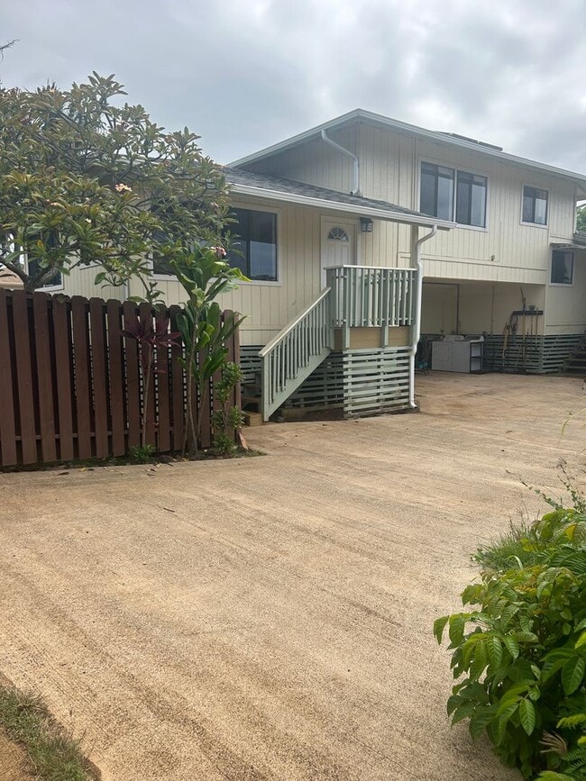 property at 3116 Poipu Rd