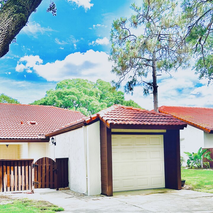 607 Warrenton Rd in Winter Park, FL - Foto de edificio