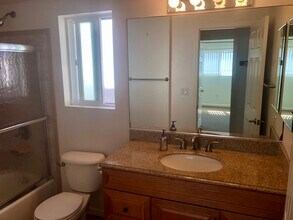 6657 Vista Del Mar, Unit B in Playa Del Rey, CA - Building Photo - Building Photo