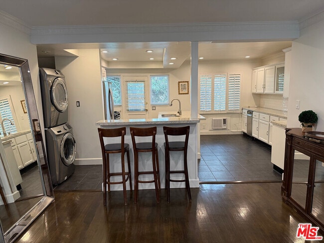 property at 8727 Shoreham Dr