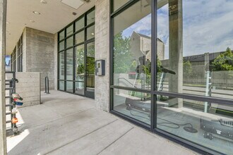 2374 S University Blvd in Denver, CO - Building Photo - Building Photo