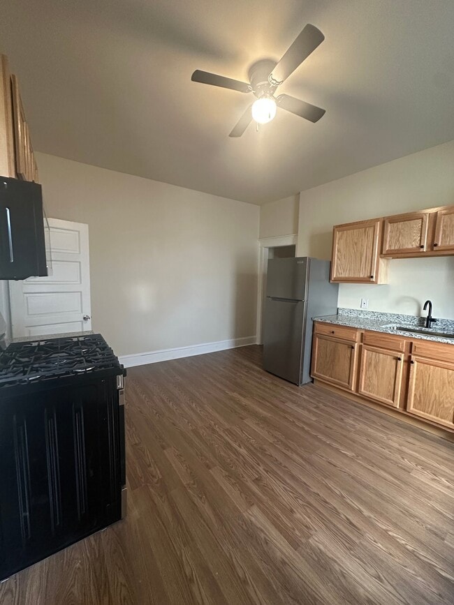 1003 Walnut Ave, Unit 1st fl