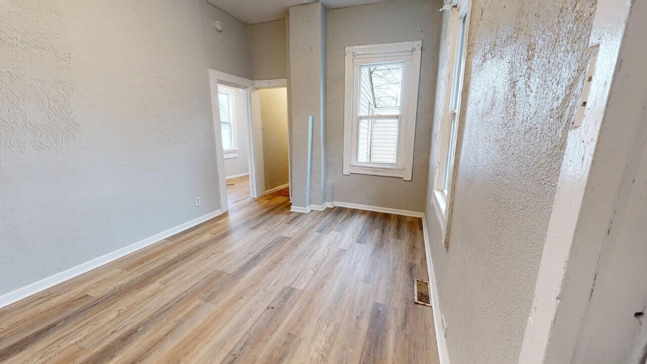 3344 Seymour Ave-Unit -Down Back in Cleveland, OH - Building Photo