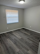 1713 E Idell St in Tampa, FL - Foto de edificio - Building Photo