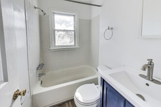 2320 14th Pl SE in Washington, DC - Building Photo - Building Photo