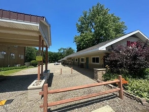 3704 E Lake Rd in Erie, PA - Building Photo - Building Photo