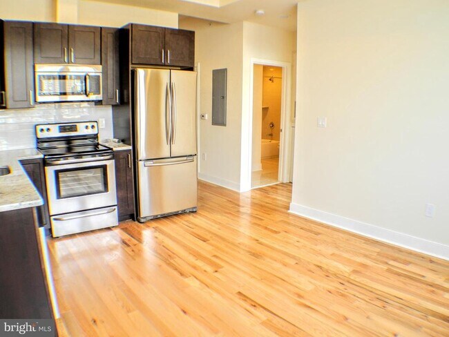 1430 South St in Philadelphia, PA - Building Photo - Building Photo