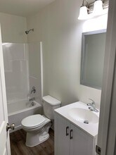 802 W 3rd St in Warden, WA - Building Photo - Building Photo