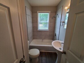 2270 Jackson Ave in Memphis, TN - Building Photo - Building Photo